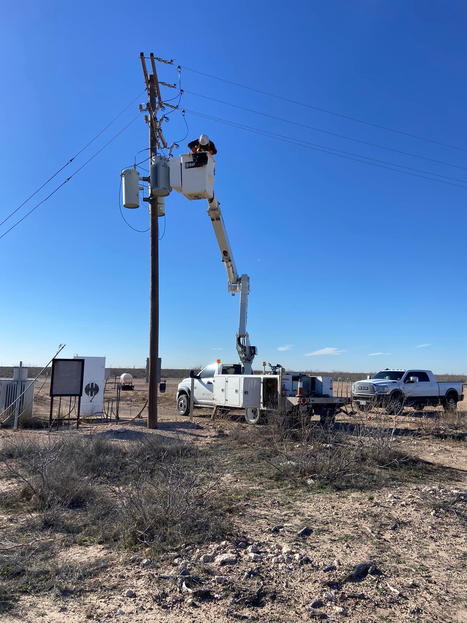 GNM POWER electrical crew at work